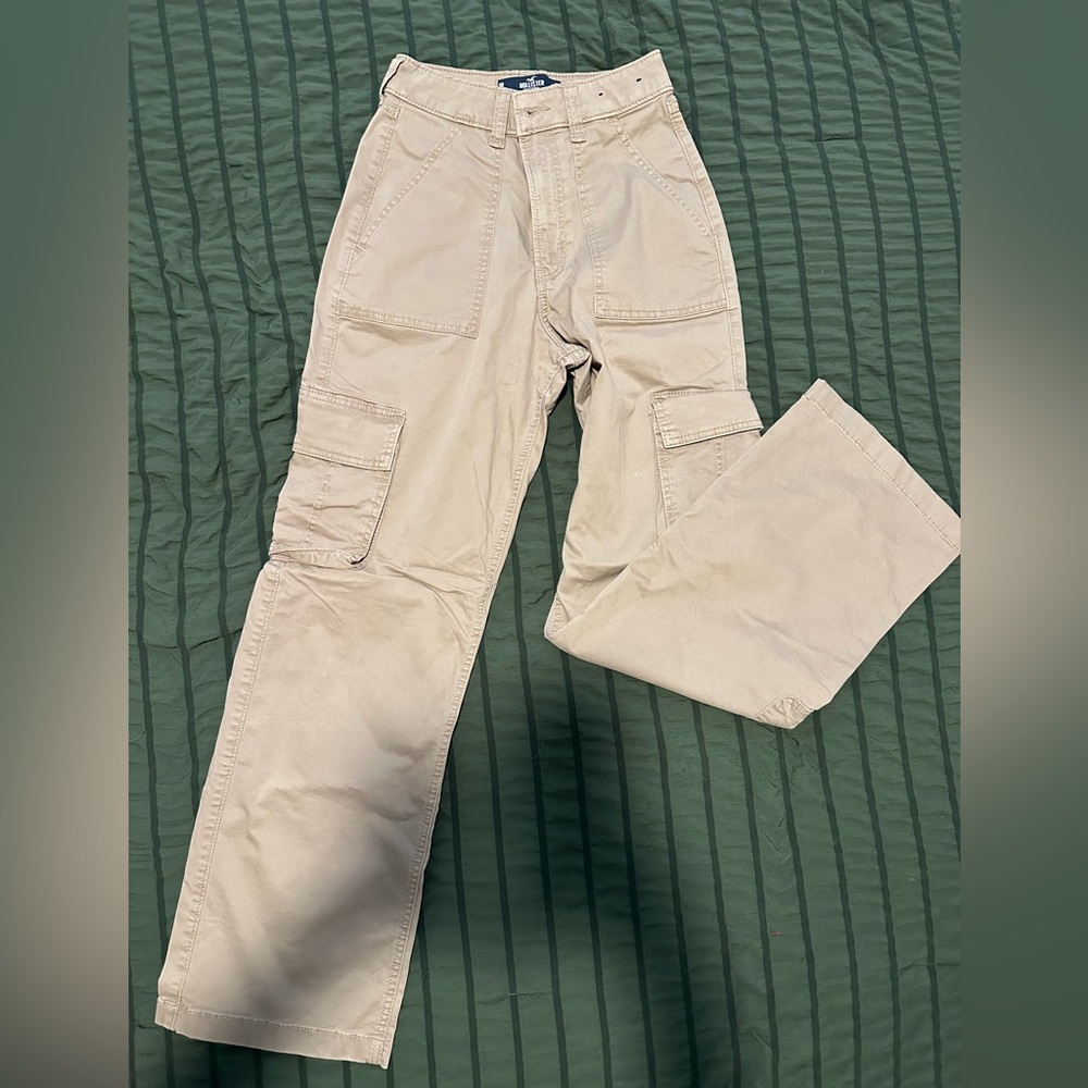 Hollister Khaki Cargo Pants